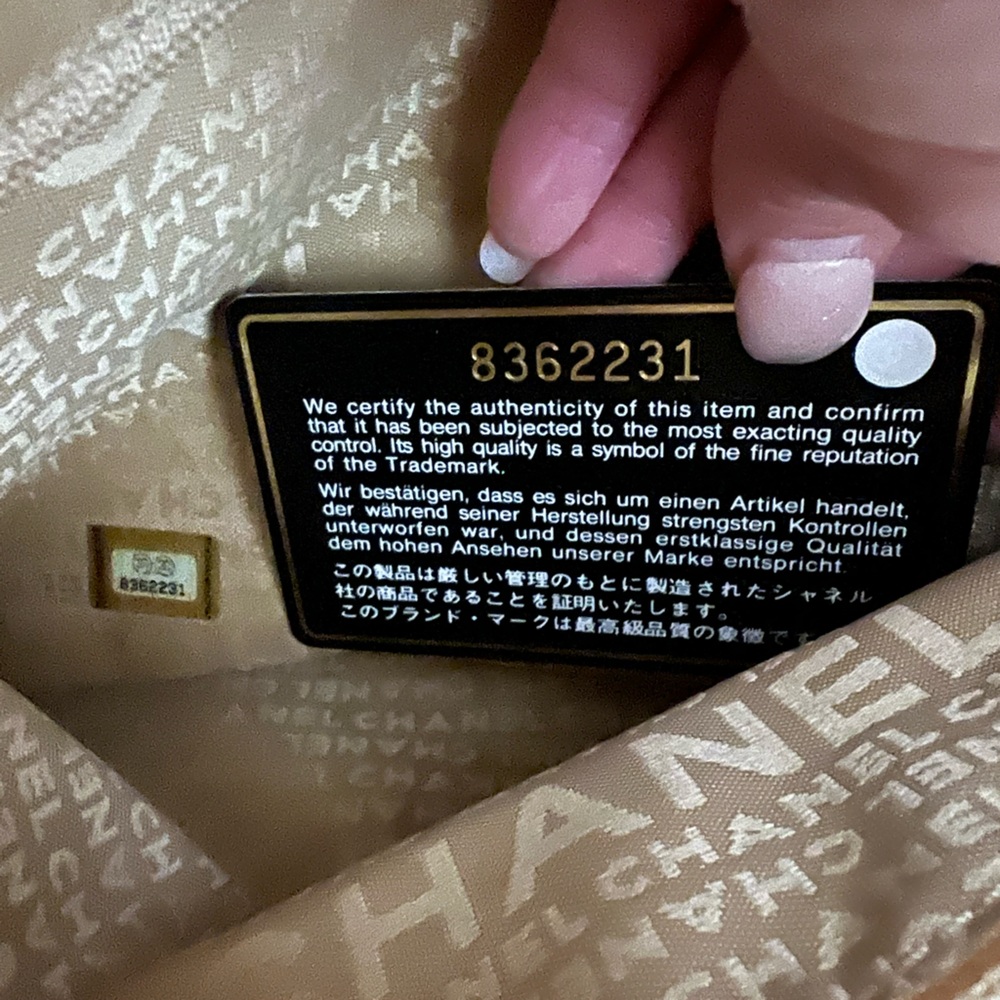 Chanel Coco Mark beige caviar tote - Picture 4 of 12